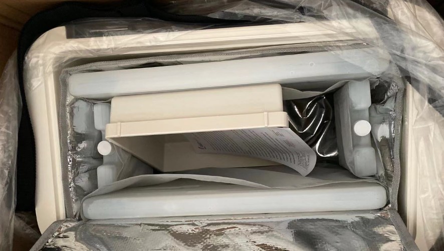 Nomad Medical Cooler 28L with Hard Ice Bricks-139065